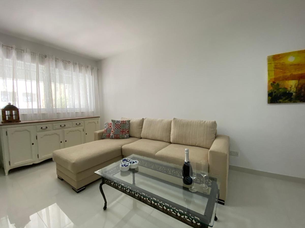 Sunshine Apartments Mellieha - Modern Three Bedroom Ground Floor Apartment With Yard Ngoại thất bức ảnh
